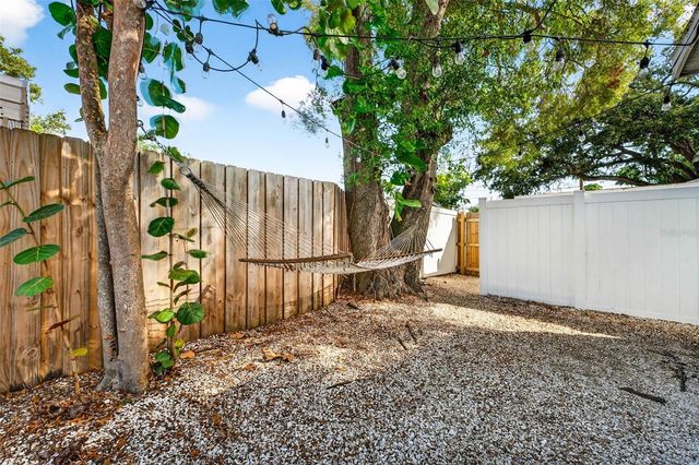 4496 STAR STREET N, St Petersburg, FL 33709