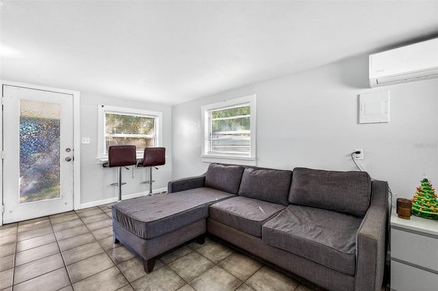 4496 STAR STREET N, St Petersburg, FL 33709