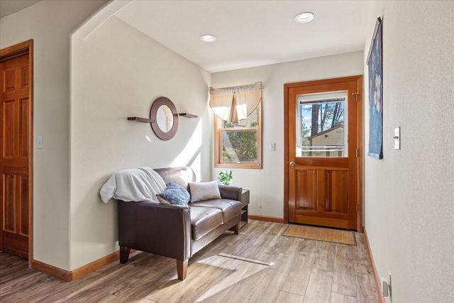 12423 Lowhills Rd, Nevada City, CA 95959