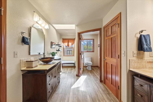 12423 Lowhills Rd, Nevada City, CA 95959