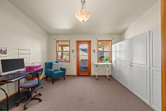 12423 Lowhills Rd, Nevada City, CA 95959