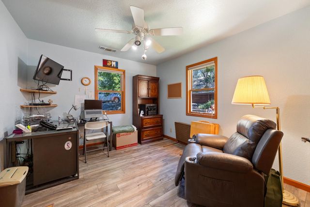 12423 Lowhills Rd, Nevada City, CA 95959