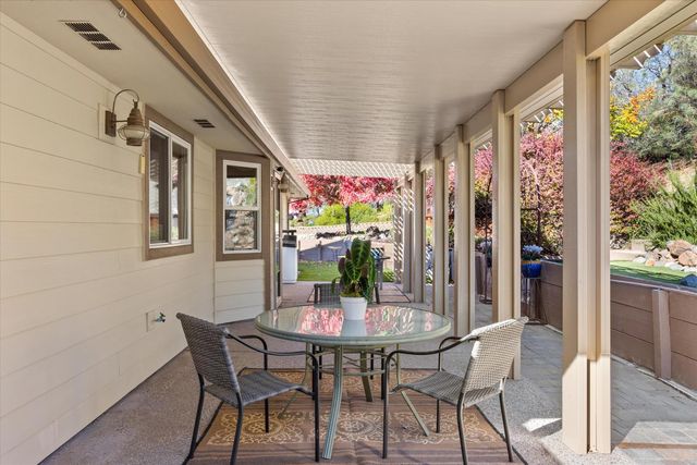 12423 Lowhills Rd, Nevada City, CA 95959