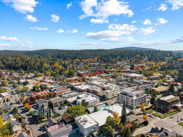 12423 Lowhills Rd, Nevada City, CA 95959