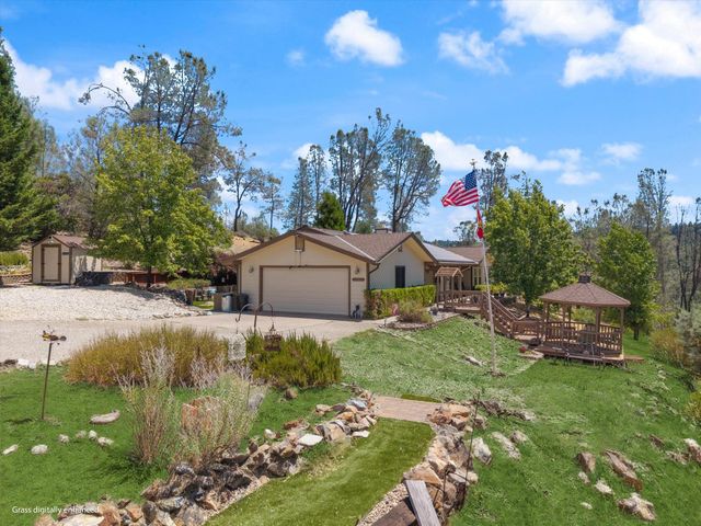12423 Lowhills Rd, Nevada City, CA 95959