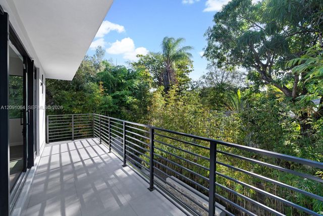 1780 Chucunantah Road, Miami, FL 33133
