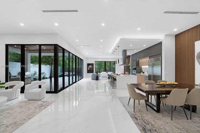 1780 Chucunantah Road, Miami, FL 33133