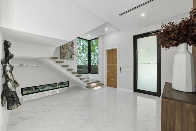 1780 Chucunantah Road, Miami, FL 33133