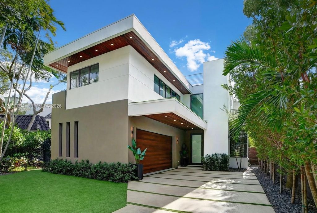 1780 Chucunantah Road, Miami, FL 33133