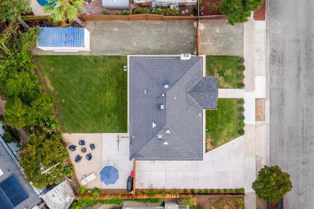 432 Oak Ridge Drive, Redwood City, CA 94062