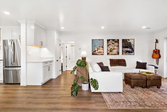 432 Oak Ridge Drive, Redwood City, CA 94062