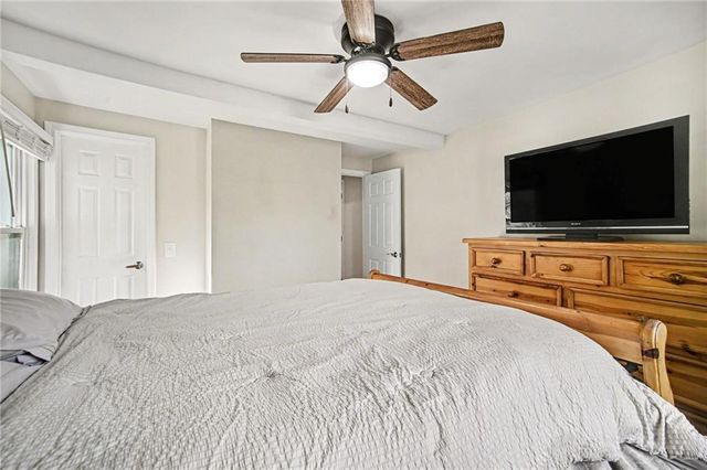 9712 E Westport Road, Independence, MO 64052