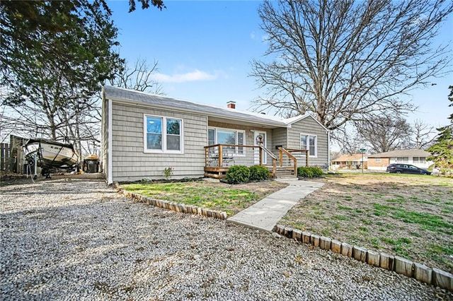 9712 E Westport Road, Independence, MO 64052