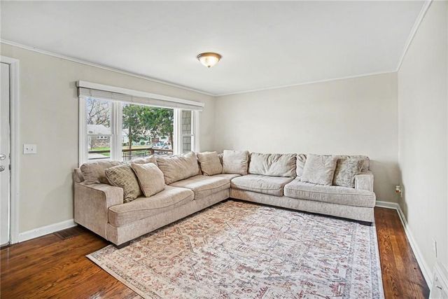 9712 E Westport Road, Independence, MO 64052