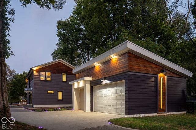 4238 N College Avenue, Indianapolis, IN 46205