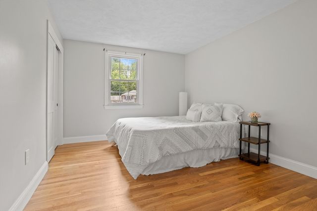 10 Simonne Ln, Pepperell, MA 01463