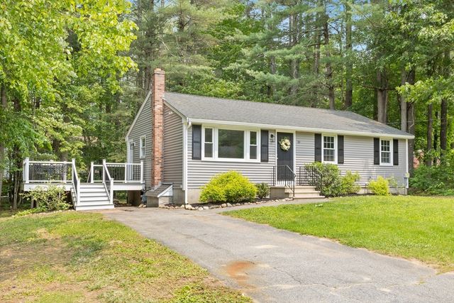 10 Simonne Ln, Pepperell, MA 01463