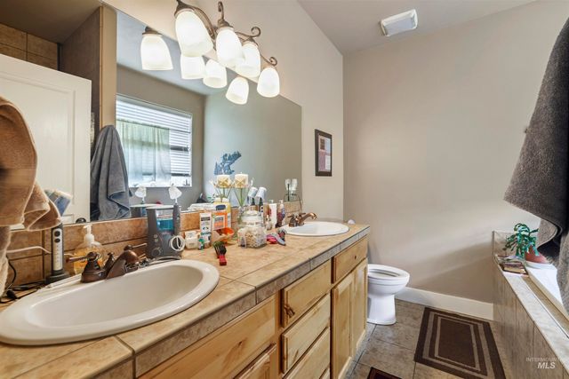 2306 Eastbrooke Rd, Twin Falls, ID 83301