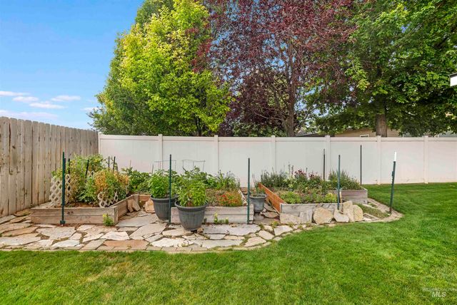 2306 Eastbrooke Rd, Twin Falls, ID 83301