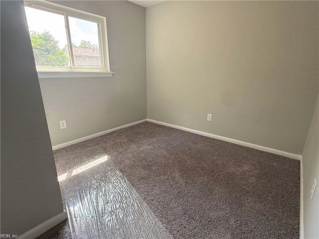 121 Duval CT, Hampton, VA 23669