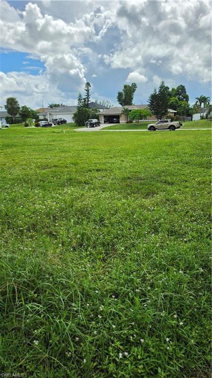 611 SW 27th TER, CAPE CORAL, FL 33914 — photo 5