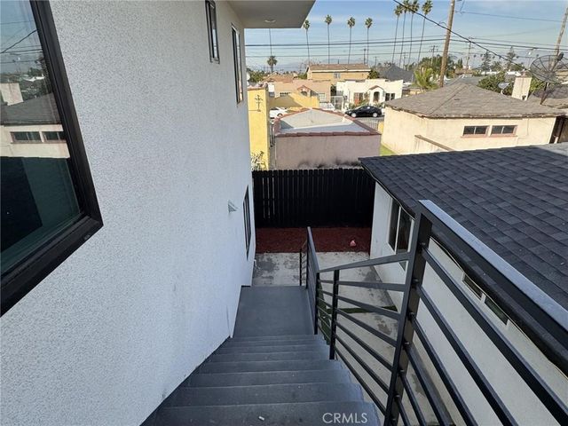 9307 S Budlong, Los Angeles, CA 90044