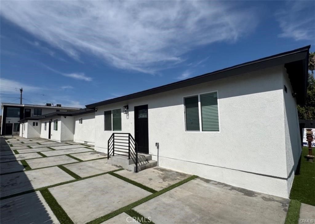 9307 S Budlong, Los Angeles, CA 90044