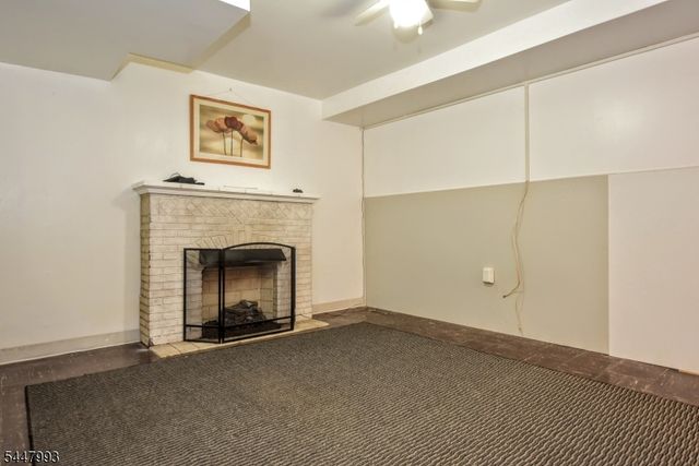 166 Kent St, Hackensack City, NJ 07601