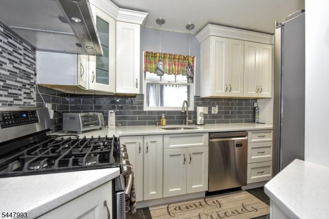 166 Kent St, Hackensack City, NJ 07601