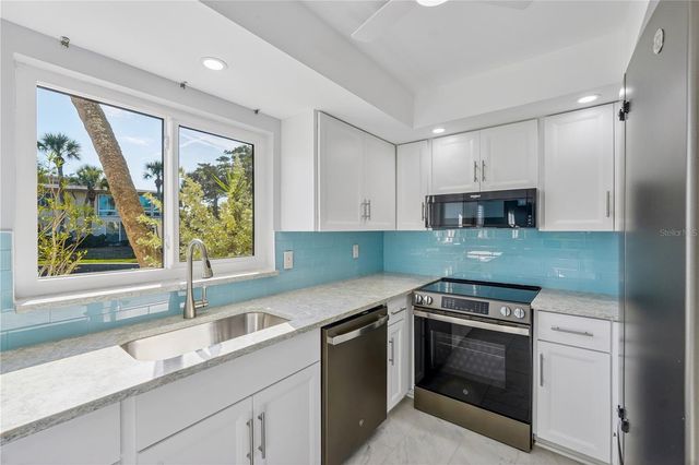 6750 GULF OF MEXICO DRIVE 154, Longboat Key, FL 34228