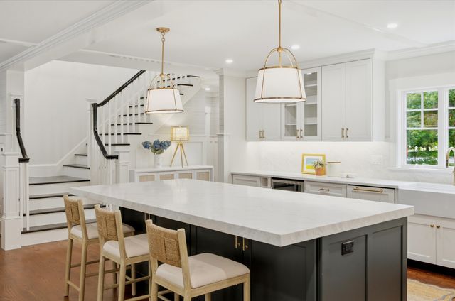 22 Scudder Road, Osterville, MA 02655