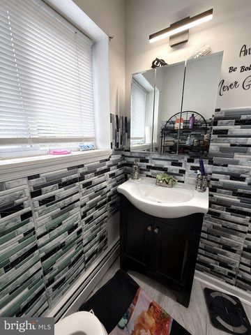 235 LAUREL RD, Sharon Hill, PA 19079