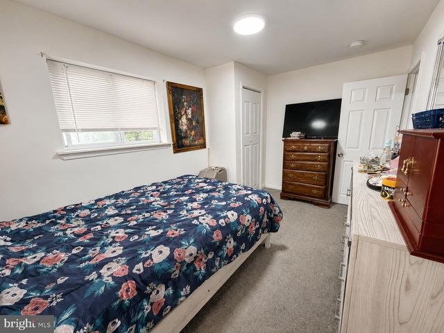 235 LAUREL RD, Sharon Hill, PA 19079
