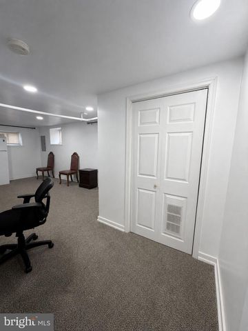 235 LAUREL RD, Sharon Hill, PA 19079