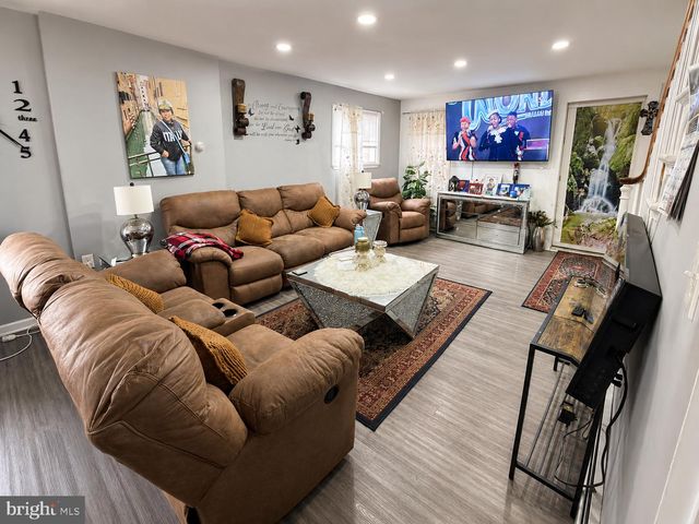 235 LAUREL RD, Sharon Hill, PA 19079
