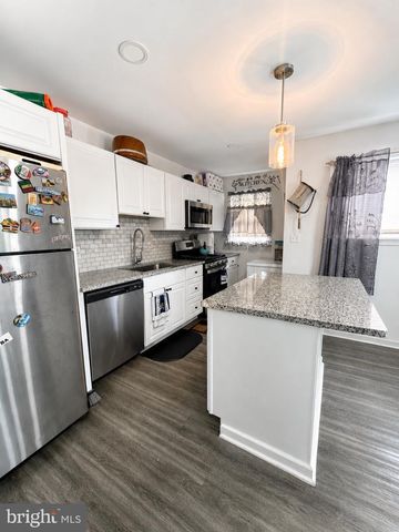 235 LAUREL RD, Sharon Hill, PA 19079