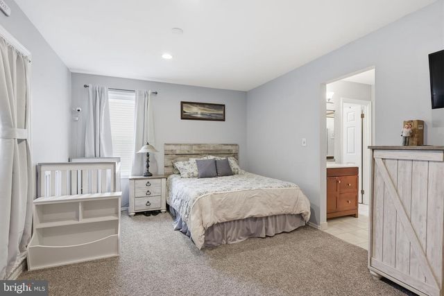 9 DEEP HOLLOW LN N, Columbus, NJ 08022