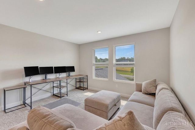 6781 Cork Dr, West Chester, OH 45069