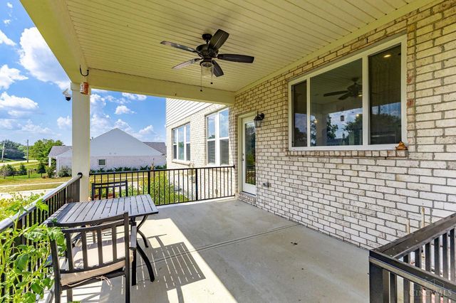 6781 Cork Dr, West Chester, OH 45069
