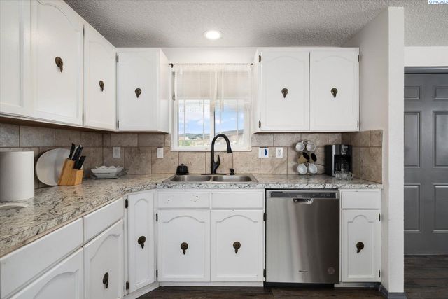 28708 E Sr 224, Benton City, WA 99320