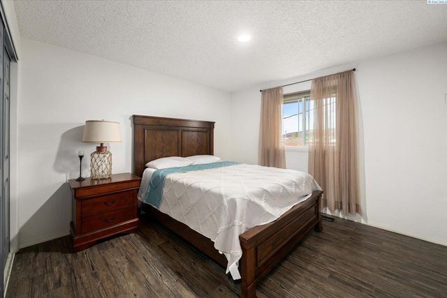 28708 E Sr 224, Benton City, WA 99320