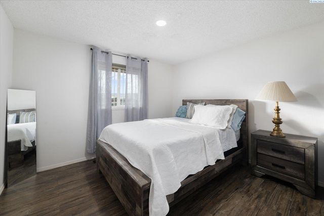 28708 E Sr 224, Benton City, WA 99320