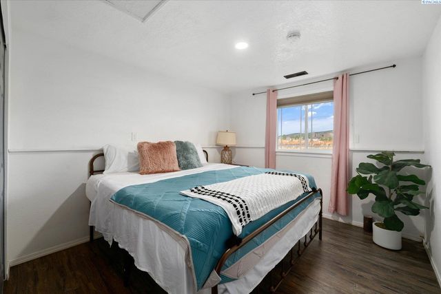 28708 E Sr 224, Benton City, WA 99320