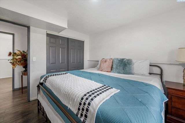 28708 E Sr 224, Benton City, WA 99320