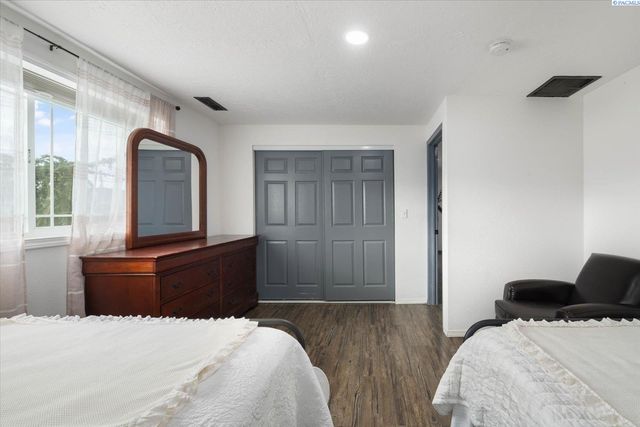 28708 E Sr 224, Benton City, WA 99320