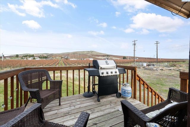 28708 E Sr 224, Benton City, WA 99320