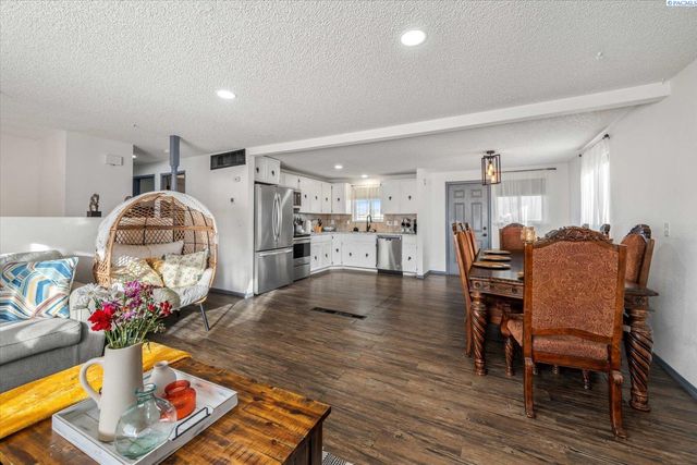 28708 E Sr 224, Benton City, WA 99320