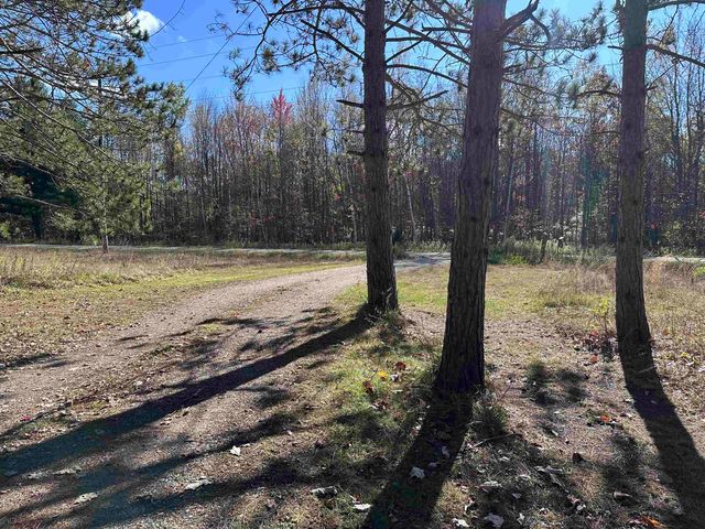 4350 W Laporte Road, Saint Louis, MI 48880