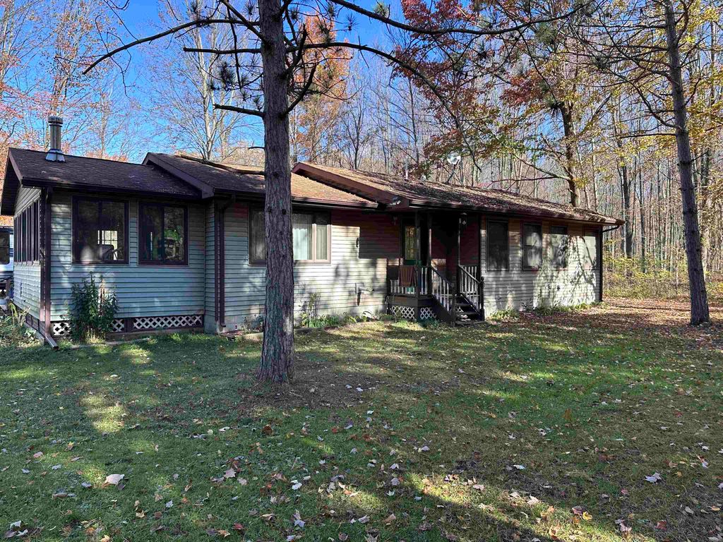 4350 W Laporte Road, Saint Louis, MI 48880