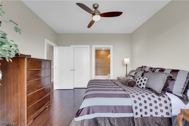 1208 W 73rd Place, Cleveland, OH 44102